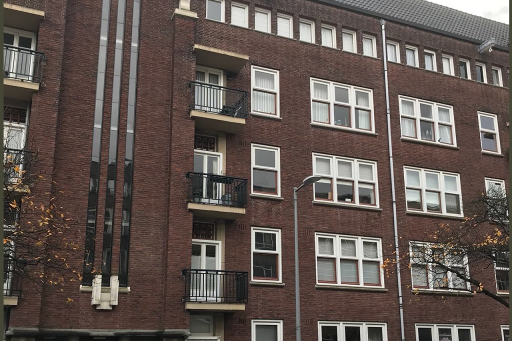 Courbetstraat 9 III, Amsterdam.fw